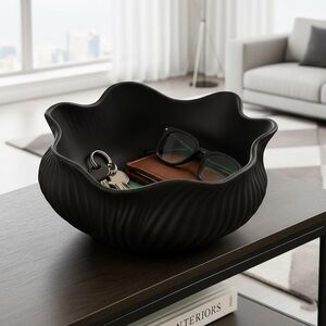 Black Wavy Edge Decorative Bowl